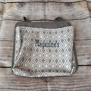 Thirty-One Gray and White Magazine Holder